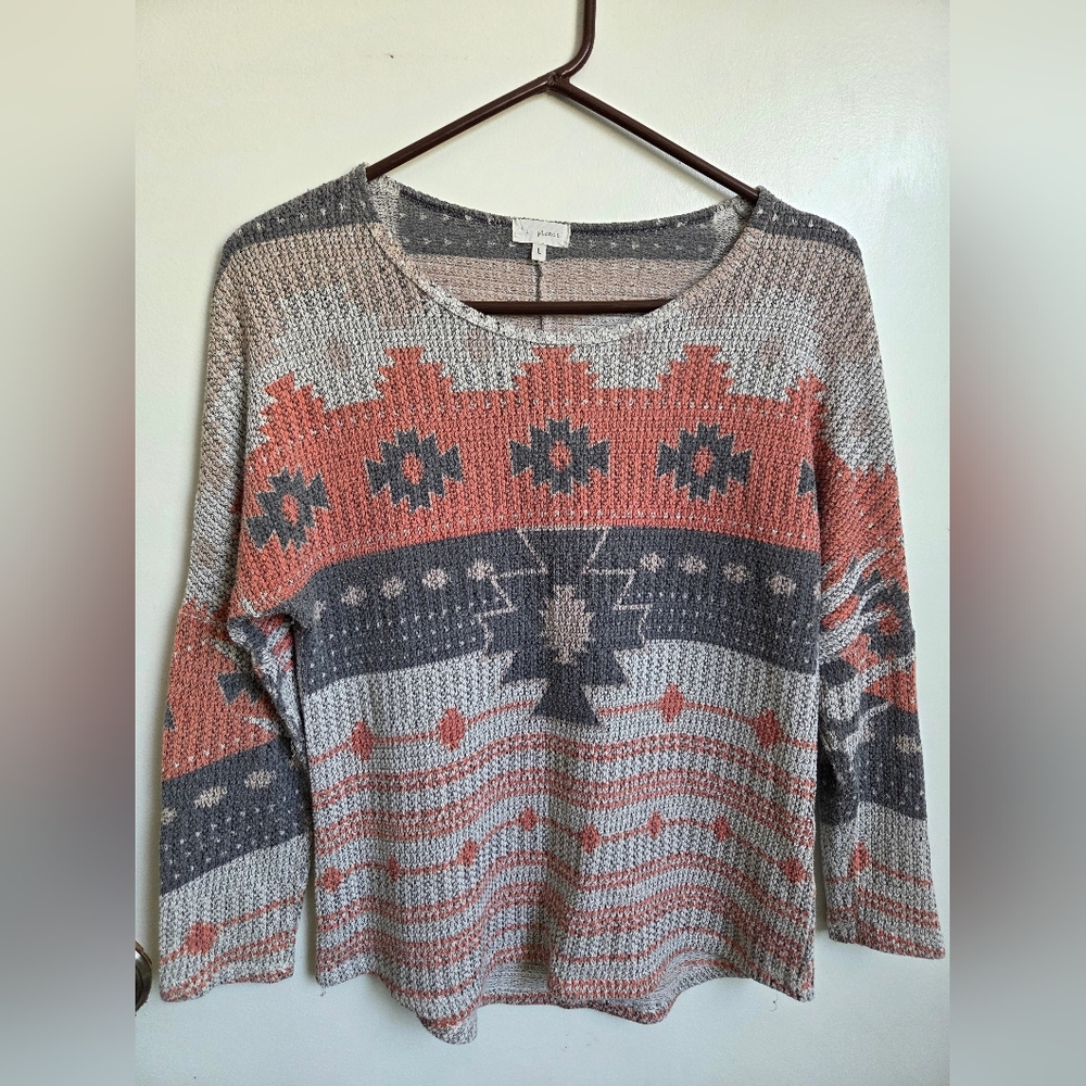 Blu Planet Aztec Print Long Sleeve Knit Top Women's Size Large EUC